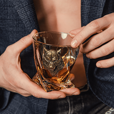 Бокал для виски "Волк" в картонной коробке