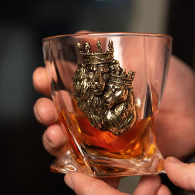 Бокал для виски "Лев и Львица" в картонной коробке