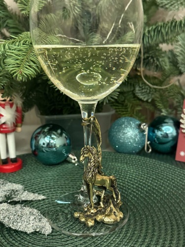 Бокал для вина со статуэткой Лошадь в картонной коробке