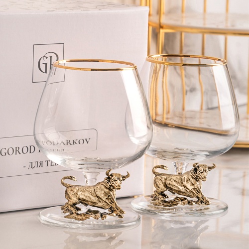 Набор из 2-х бокалов для коньяка "Бык" в картонной коробке
