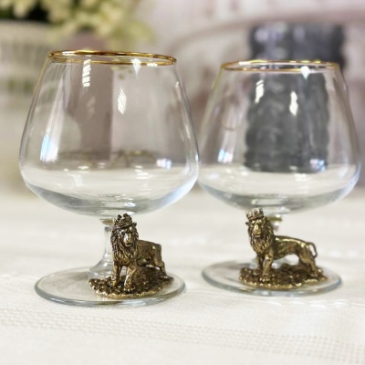 Набор из 2-х бокалов для коньяка "Лев с короной" в картонной коробке