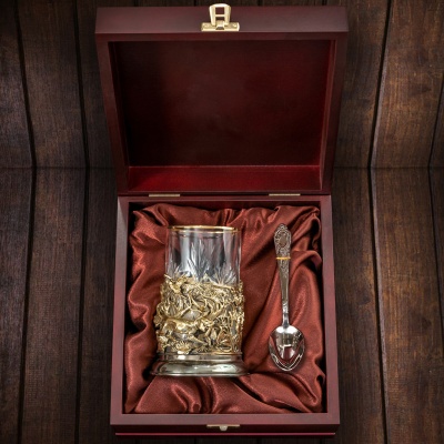 Подстаканник Охота на уток в деревянной шкатулке