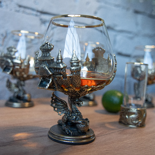 Подарочный набор для коньяка и водки "Дракон" в подарочной коробке