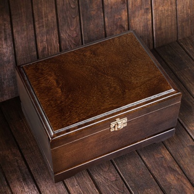 Бокал для коньяка Охота на Оленя 420 мл в деревянной шкатулке