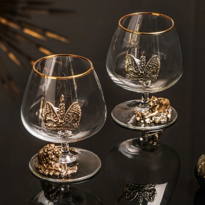 Набор из 2-х бокалов для коньяка Шаранте Лев и Львица с накладкой Корона в ч/б коробке