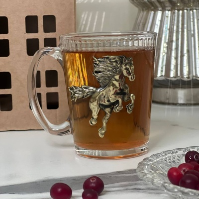 Чашка с накладкой Огненный Конь в упаковке Домик