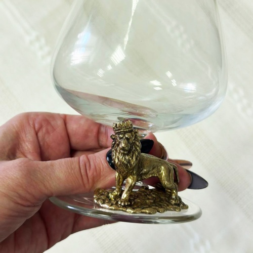 Набор из 2-х бокалов для коньяка "Лев с короной" в картонной коробке