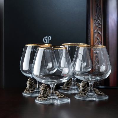 Подарочный набор из 4 бокалов для коньяка "Лев" в подарочной коробке