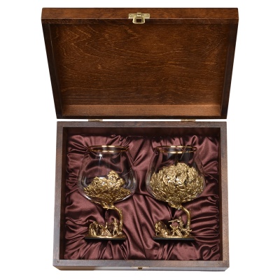 Набор 2 бокала для коньяка "Охота на Кабана" и "Охота на Медведя", в шкатулке из массива