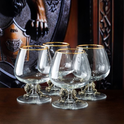 Подарочный набор из 4 бокалов для коньяка "Медведь Гризли" в подарочной коробке