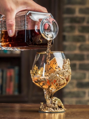 Бокал для коньяка "Львица" (ROYAL) 420 мл в подарочной коробке