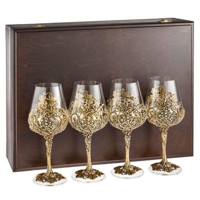 Набор 4 бокала для вина "Лоза Роял", в деревянной шкатулке