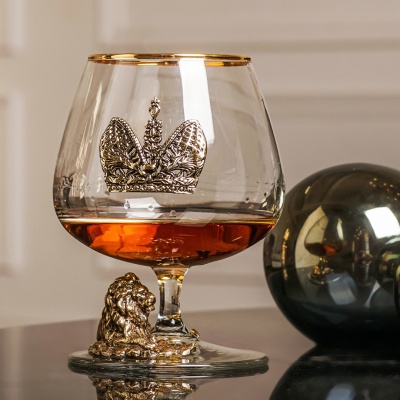 Бокал для коньяка Шаранте Лев с накладкой Корона в ч/б картонной коробке