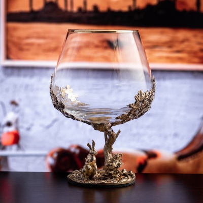 Бокал для коньяка "Заяц" 420 мл в деревянной шкатулке