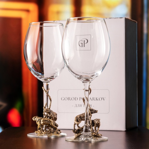 Набор бокалов для вина "Волки" в картонной коробке