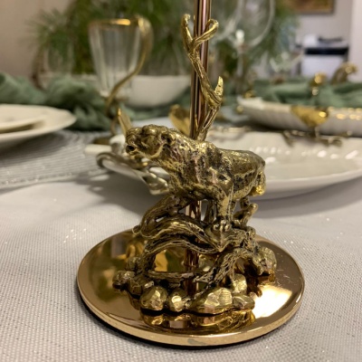 Подсвечник металлический малый Львица в транспортной коробке