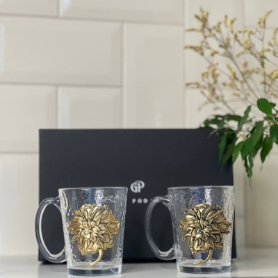 Набор из 2-х стеклянных кружек с накладками Пион в черной подарочной коробке