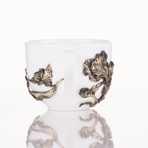 Чайная пара Ирис латунь в черной подарочной коробке