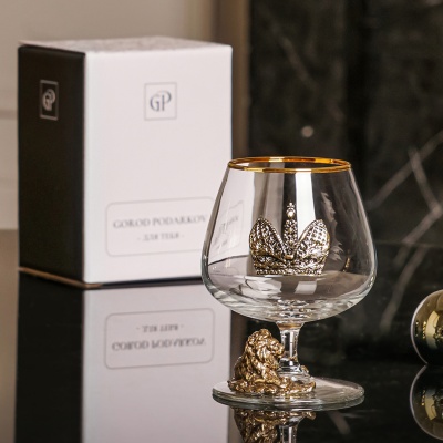 Бокал для коньяка Шаранте Лев с накладкой Корона в ч/б картонной коробке