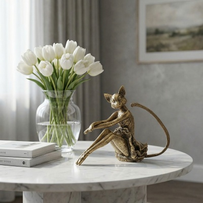 Статуэтка "Кошка"(латунь),  в коробке из дизайнерского картона