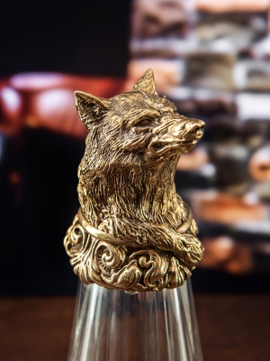 Лафитник-перевертыш Классический "Волк" в деревянной упаковке (Hanter)