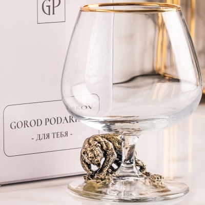 Подарочный бокал для коньяка "Медведь Гризли" в картонной коробке
