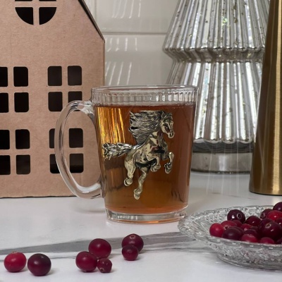 Чашка с накладкой Огненный Конь в упаковке Домик