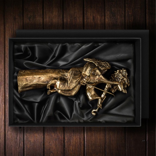 Статуэтка "Ангел со скрипкой", в черной подарочной упаковке.