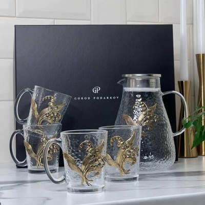 Чайный набор Цветочная коллекция. Ландыши: чайник , 4 кружки с накладками Ландыши в черной коробке