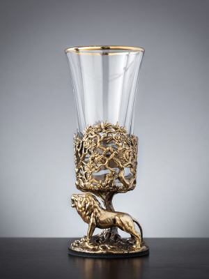 Лафитник "Лев", в черной подарочной упаковке.