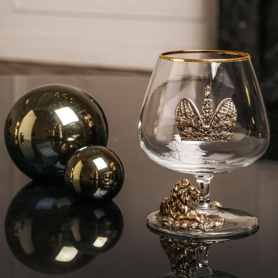 Набор из 2-х бокалов для коньяка Шаранте Лев и Львица с накладкой Корона в ч/б коробке