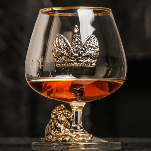 Бокал для коньяка Шаранте Лев с накладкой Корона в ч/б картонной коробке