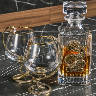 Набор подарочный 2 бокала для коньяка и штоф "Змея", в коробке из дизайнерского картона
