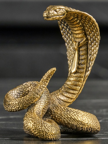 Набор 3 лафитника и статуэтка "Змея",  в коробке из дизайнерского картона