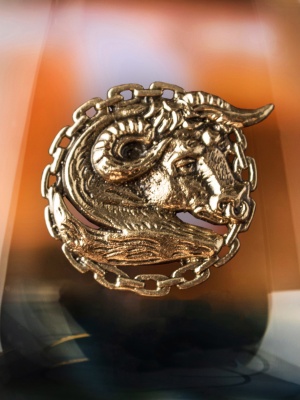 Набор из 2х бокалов для виски Квадро с накладкой "Телец", упаковка Mr Whiskey, ложемент коричневый атлас