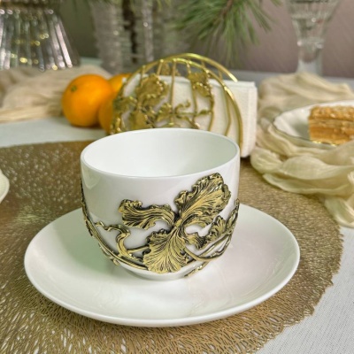 Чайная пара Ирис латунь в черной подарочной коробке