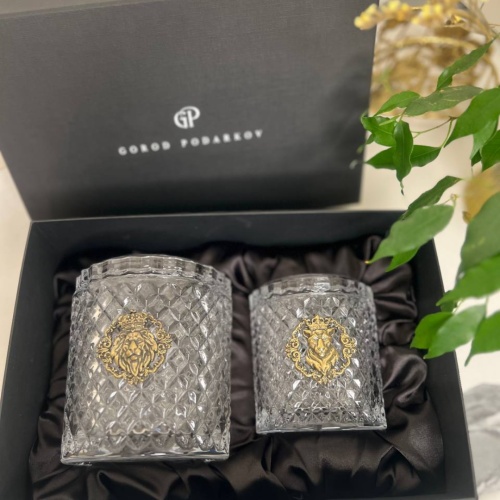 Набор Лев и львица: две шкатулки большая с накладкой Лев фас и малая с накладкой Львица фас в черной подарочной коробке