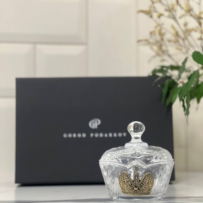 Шкатулка Корона с накладкой Корона в черной подарочной коробке