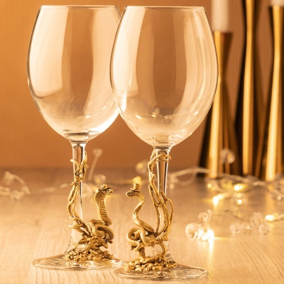 Набор бокалов для вина Энотека Змея (ОН и ОНА) в картонной коробке