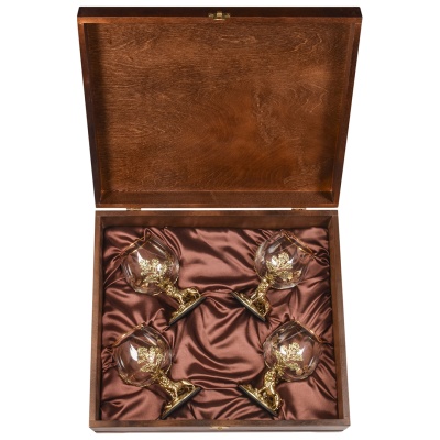 Набор 4 бокала для коньяка "Лев", в шкатулке из массива дерева