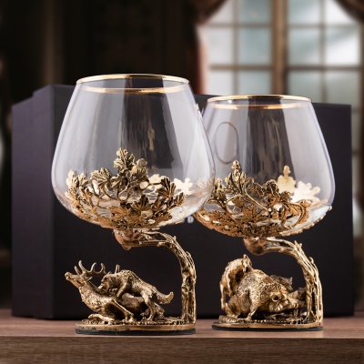 Набор 2 бокала для коньяка "Охота на Оленя" и "Охота на Вепря", в коробке из дизайнерского картона