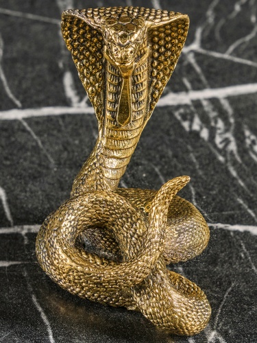 Набор 3 лафитника и статуэтка "Змея",  в коробке из дизайнерского картона