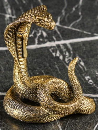 Набор 3 лафитника и статуэтка "Змея",  в коробке из дизайнерского картона