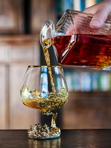 Бокал для коньяка Львица со львятами 420 мл в подарочной коробке