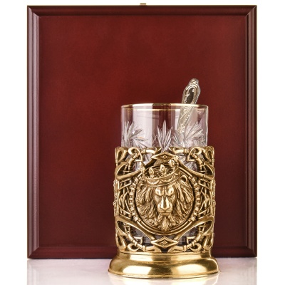 Подстаканник ручной работы "Лев", в шкатулке из массива