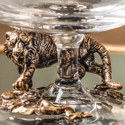 Подарочный бокал для коньяка "Тигр" в подарочной коробке