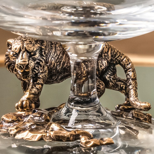 Набор из 2-х бокалов для коньяка "Тигр, Лев лежачий" в картонной коробке